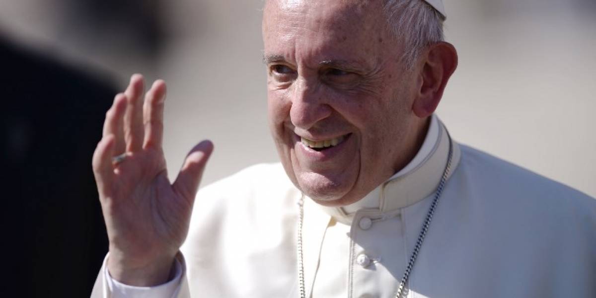 El papa supera los 40 millones de seguidores en Twitter El papa supera los 40 millones de seguidores en Twitter