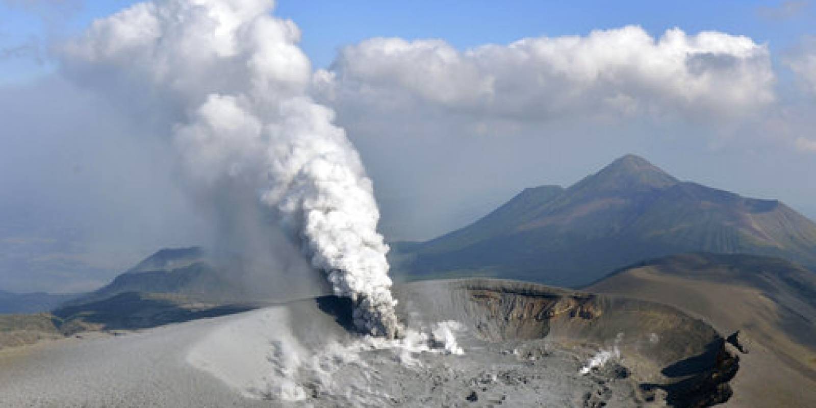 Volcán Shinmoedake, en Japón