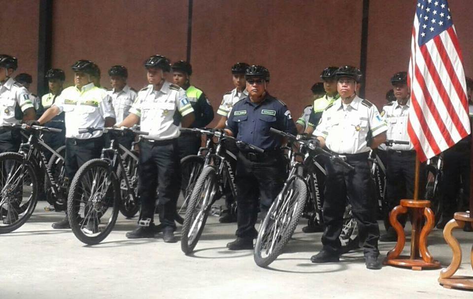 Xela ya tiene policía en bicicleta