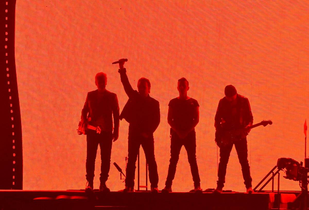 U2