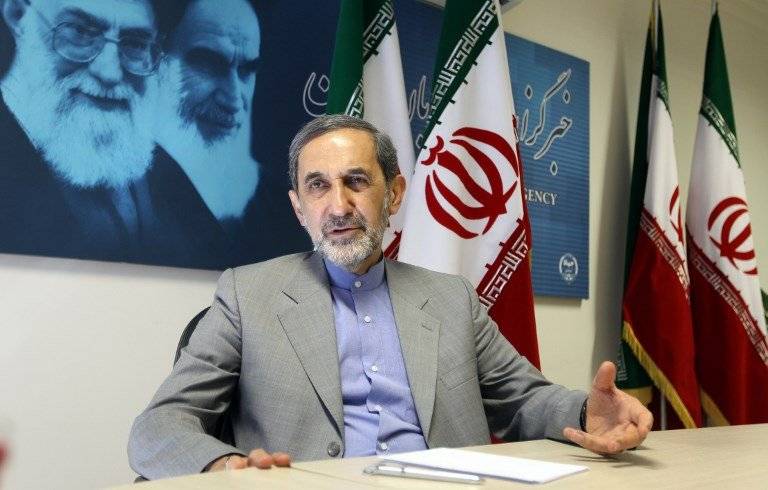Ali Akbar Velayati, consejero de Relaciones Exteriores de Irán