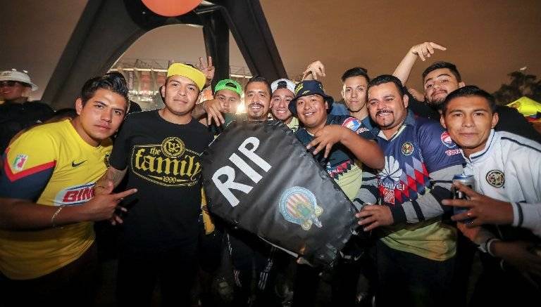 América