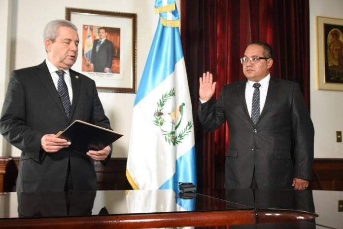Juramentación de gobernadores de Sololá y San Marcos