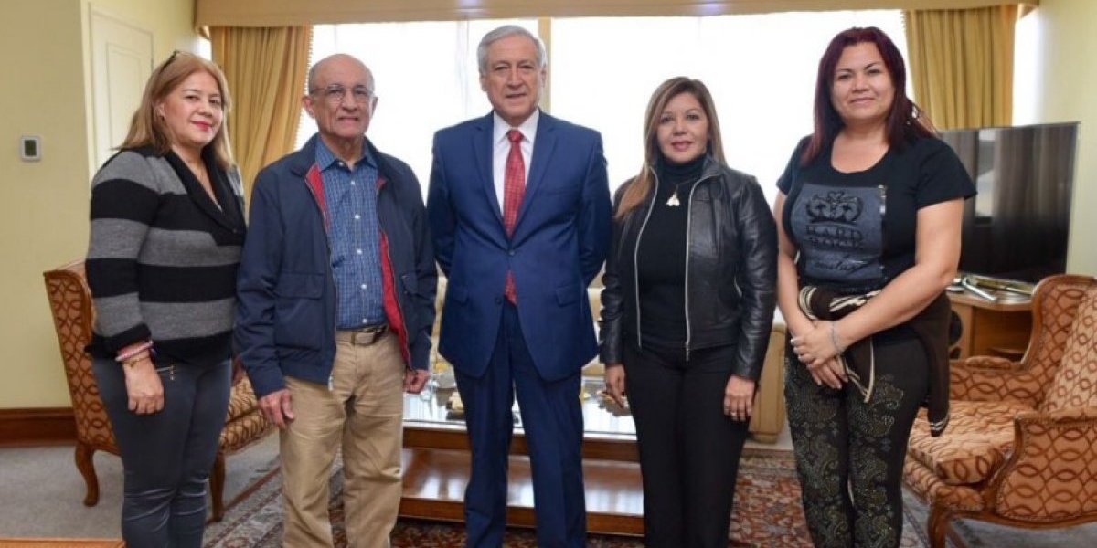 Gobierno de Chile recibió a magistrados venezolanos tras otorgarle asilo político — VENEZUELA