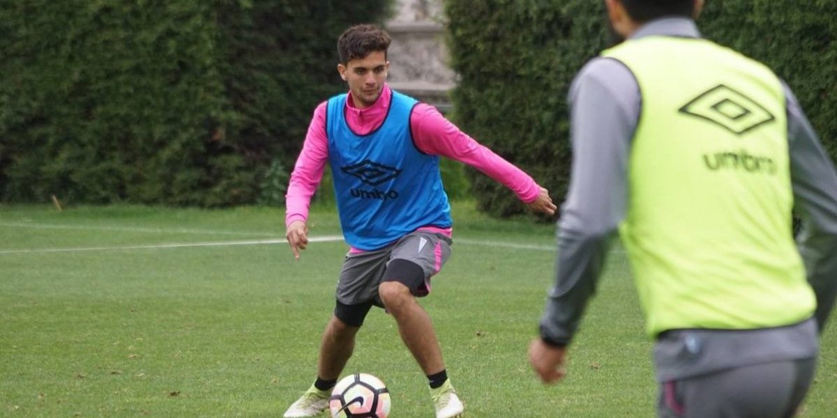 Huachipato triunfa sobre Católica con gran actuación de Soteldo
