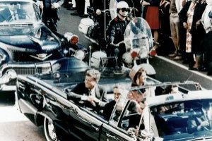 Trump ordena publicar los archivos secretos del asesinato de Kennedy