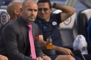 https://www.publimetro.com.mx/mx/deportes/2017/10/21/paco-jemez-cruz-azul-pierde-lobos-buap-3-0.html