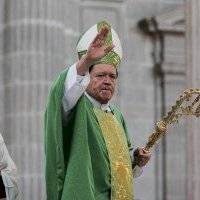 Hospitalizan al cardenal Norberto Rivera por Covid-19