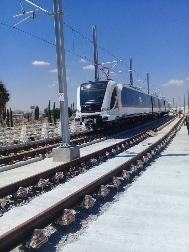 Trenes de la Línea 3 realizaron sus primeras pruebas