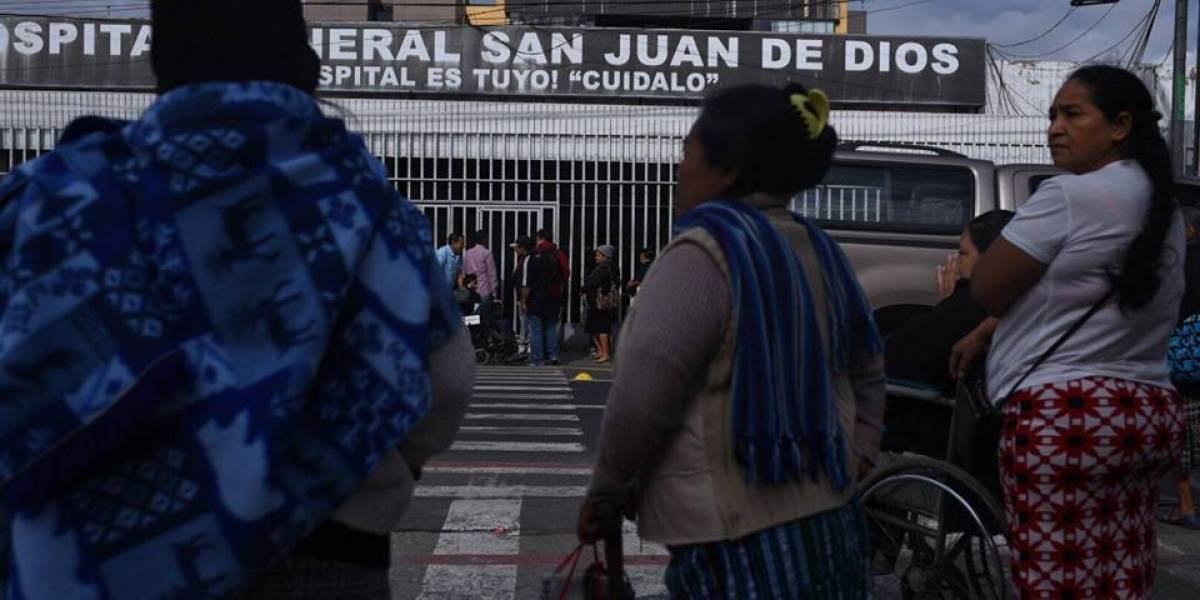 Traslada víctimas del volcán de Guatemala a Florida para ser tratadas