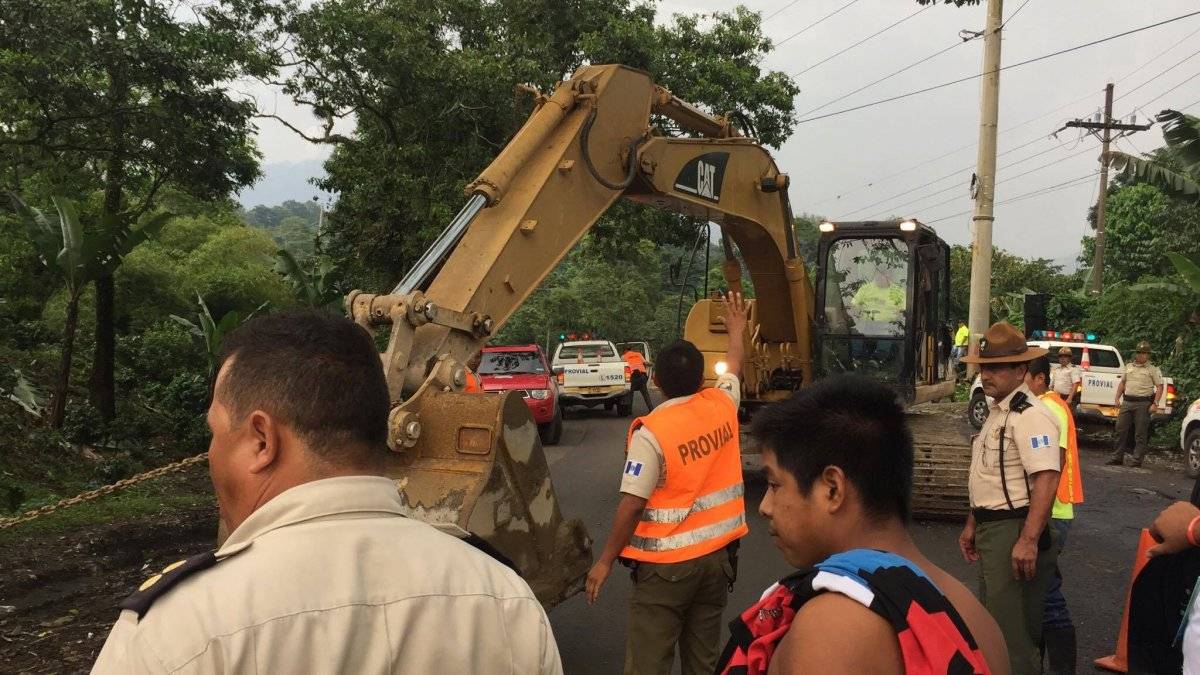 Covial ayuda al camión de Hino