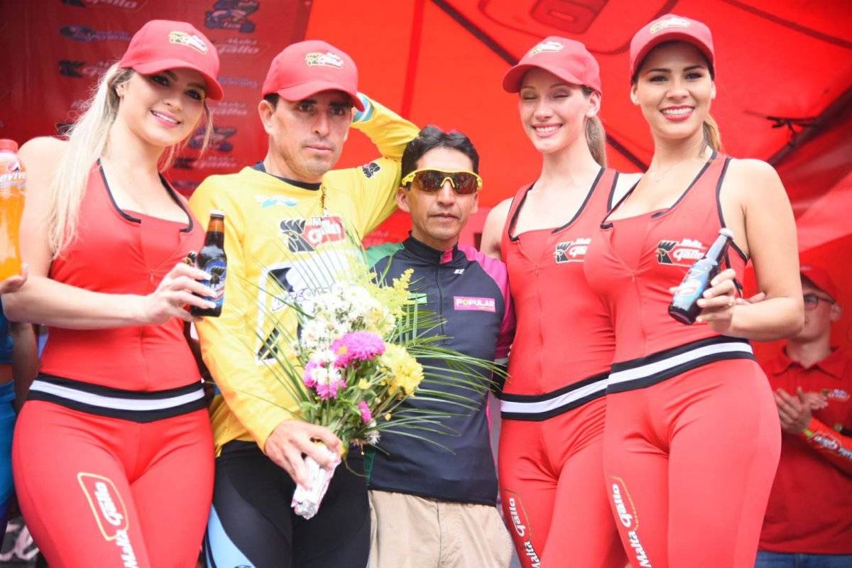 Fermín Méndez junto al líder, Manuel Rodas