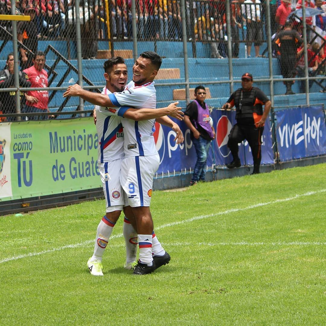 César Morales, el goleador de Xela