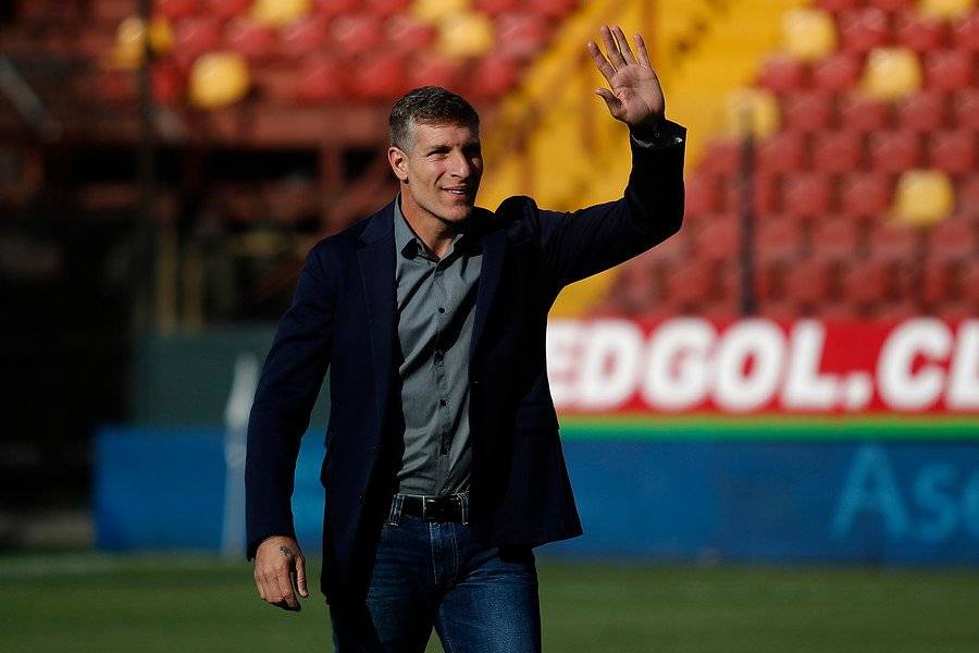 Martín Palermo tiene a Unión Española en lo más alto del torneo / imagen: Photosport