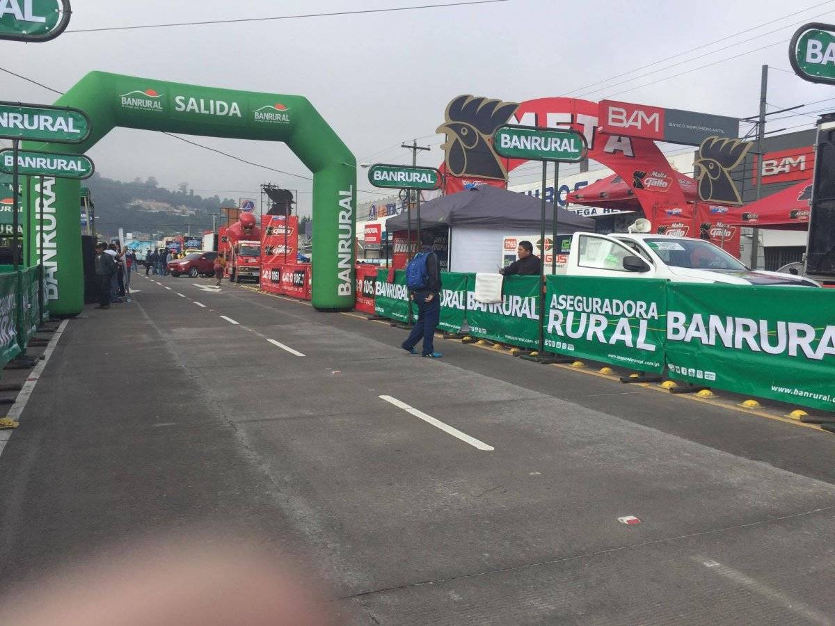 La salida de la octava etapa en Quetzaltenango