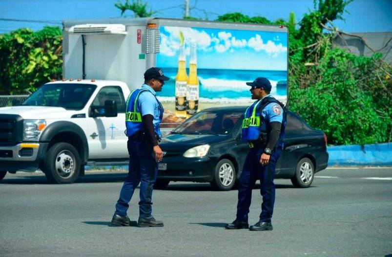 Policías