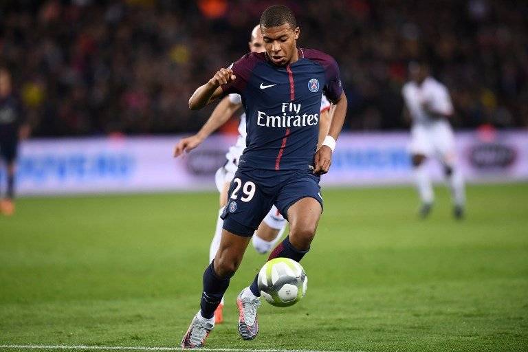 Kylian Mbappe en un partido del PSG