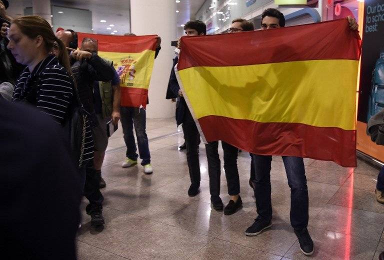 Manifestantes pro España