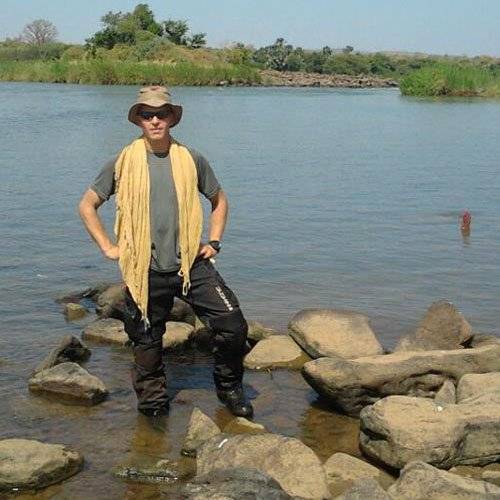 98594299malicoolingthefeet-6662b7f506df064cf942a2d1048d97bd.jpg