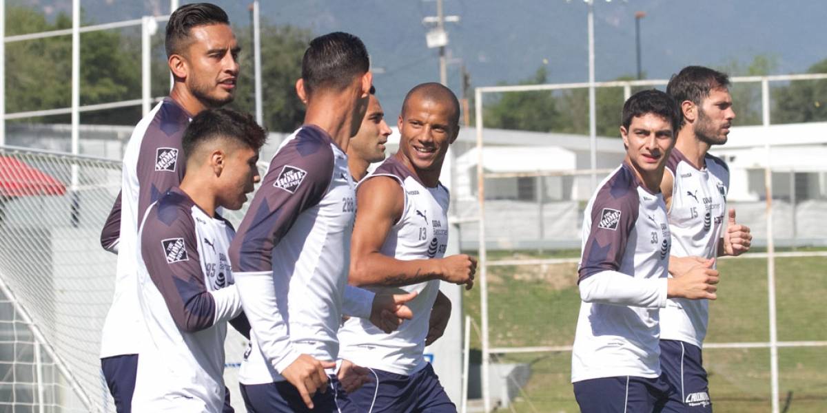 Lobos derrota a Monterrey Lobos derrota a Monterrey