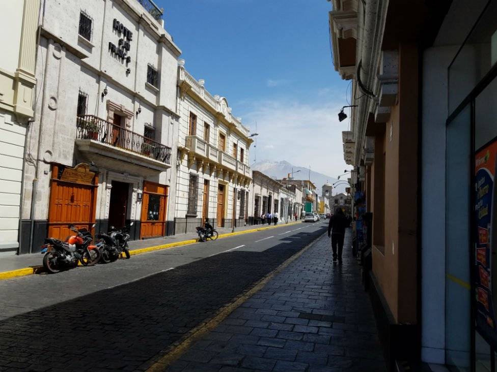 98658921callearequipa02-f8edc7443bff1c8c288241ac03d07581.jpg