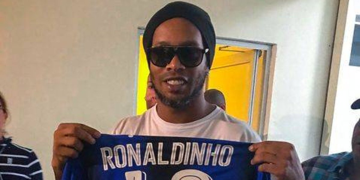 Ronaldinho regresa a Querétaro a jugar después de años de vestir la camiseta