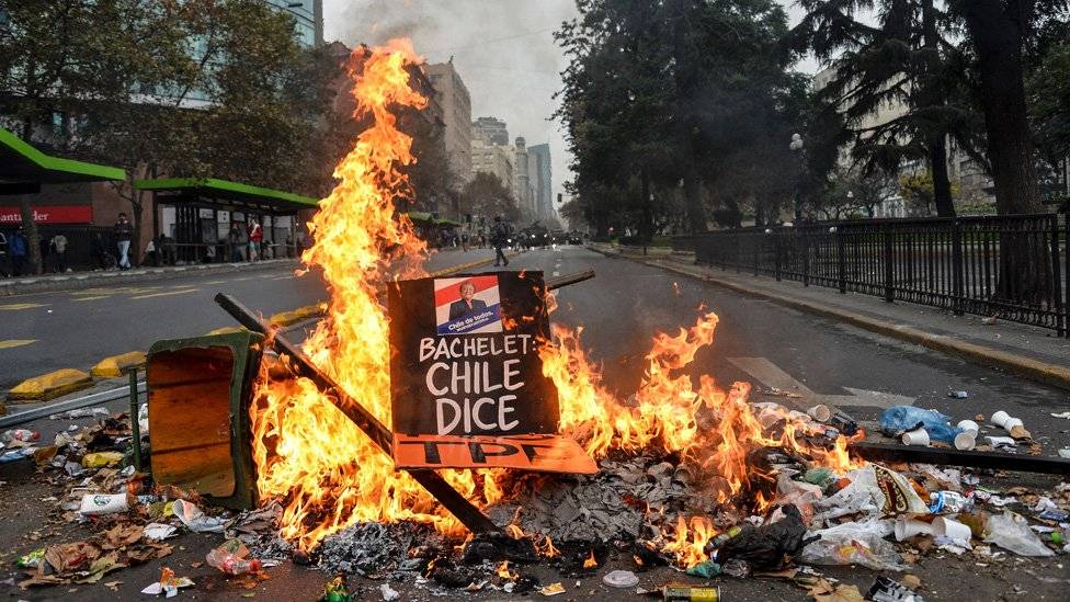 98675529protestas-2a9647aab304f16809446c305759d141.jpg