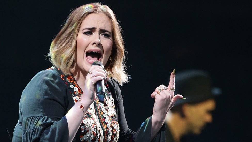 98753857adele-9cc838cb5554ddc2a1e2011570715987.jpg