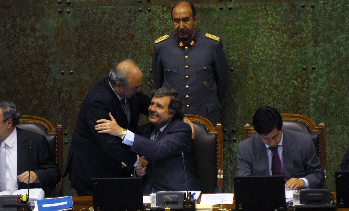 René Manuel García saludando a Patricio Melero.