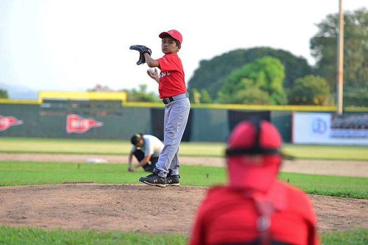 Chile prepara selección de béisbol para para los Panamericanos de