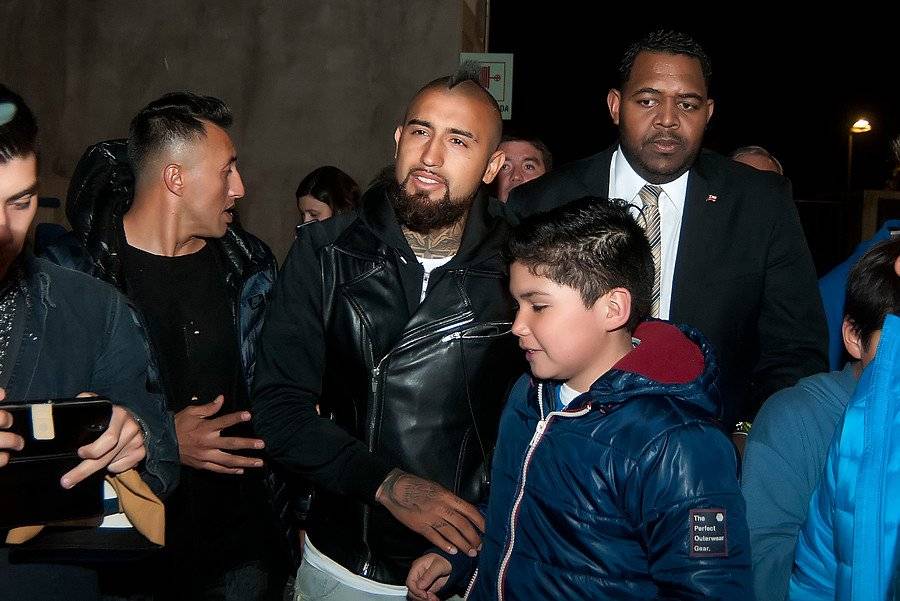 Arturo Vidal tiene gran parte de su patrimonio en Chile, pero también cuenta con instrumentos financieros resguardados en bancos de Europa y Estados Unidos / Foto: Photosport