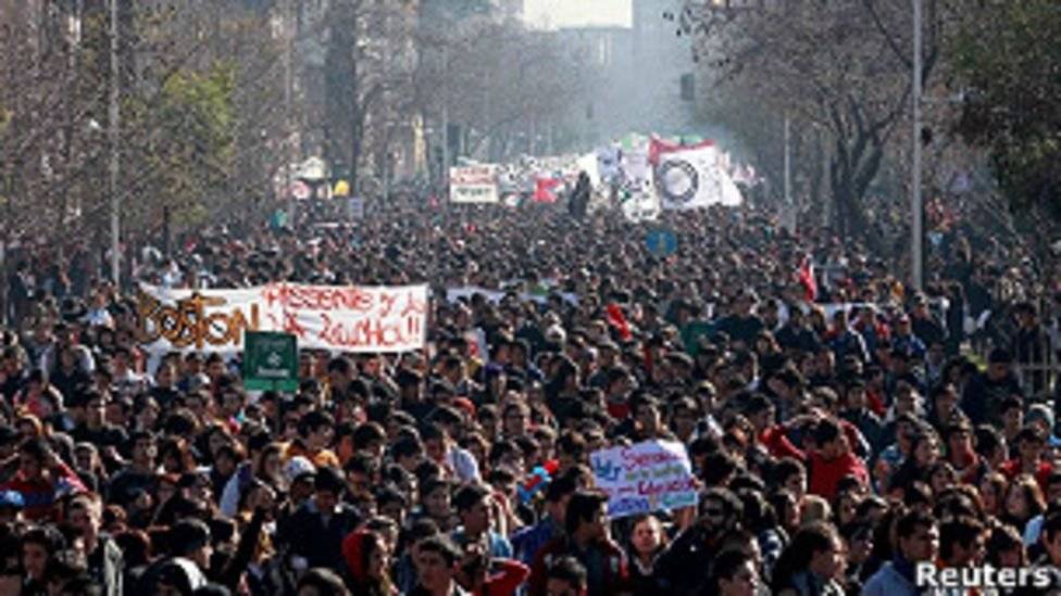 98822523110810001955chilestudentsprotests304x171reuters-f4fd4e5dc1382ed5e583ea5930516f8c.jpg