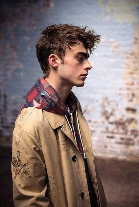 Lennon Gallagher para Burberry