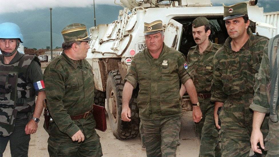 98786848mladic12-f1414250fd111ff2df1015cd8cdc432a.jpg