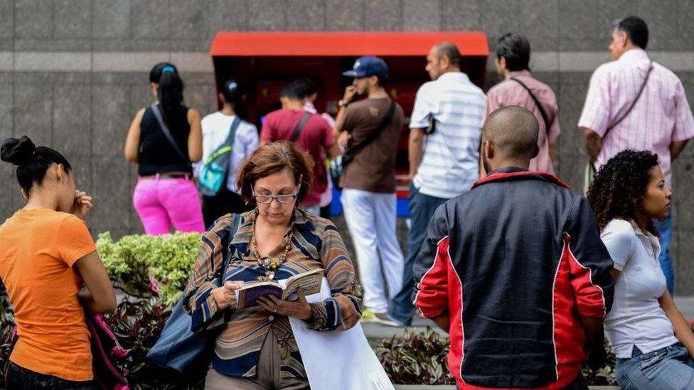 98805623senoravenezuela-a7c414a0a033838752de019f7c9076e6.jpg