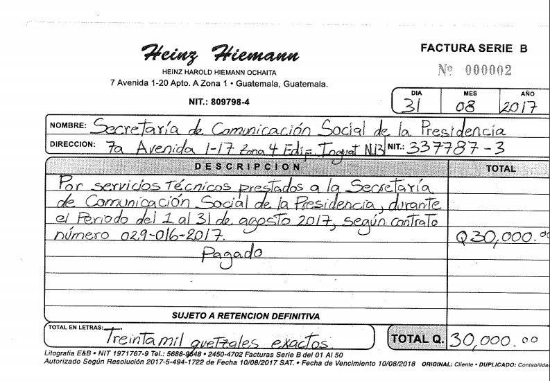 Factura de Heinz Hiemann por servicios en Secretaría de Comunicación