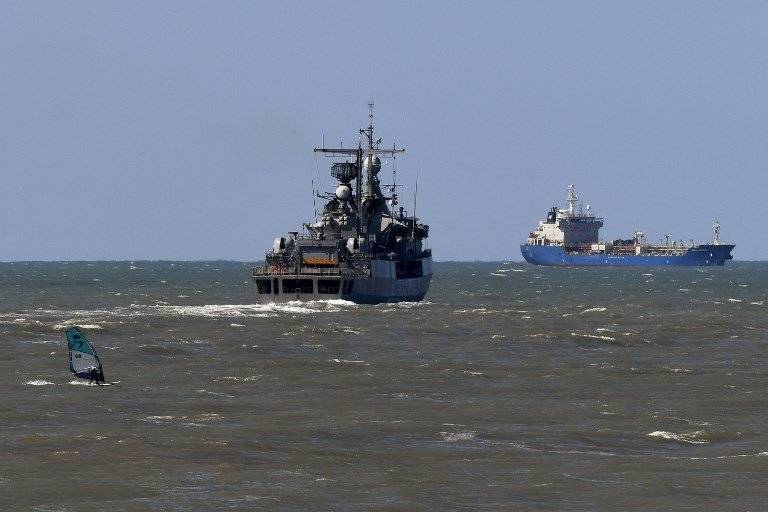 Buscan submarino argentino desaprecido