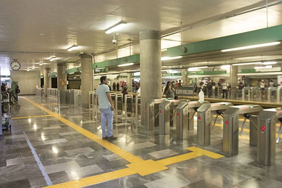 Más estaciones del Tren Ligero se suman al sistema de prepago