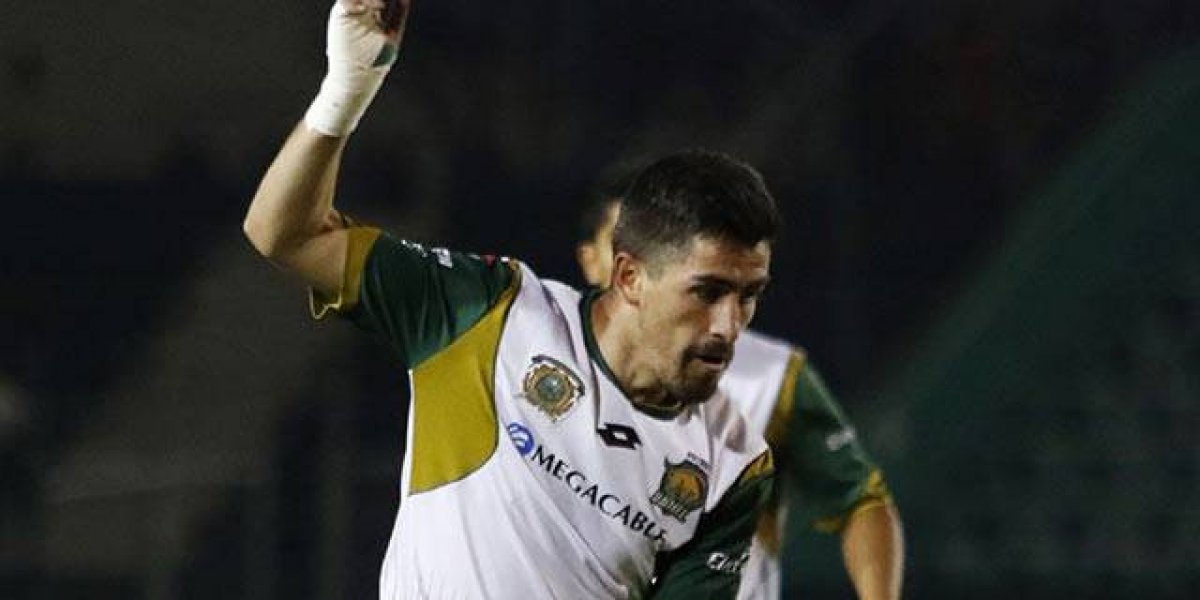 Jugador Chileno denunció a directivo y DT de quererle cobrar por jugar Jugador Chileno denunció a directivo y DT de quererle cobrar por jugar