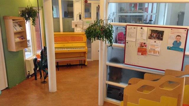 98960244nurseryinterior-a4e85a5eb8a4366c23a96599c98ae19c.jpg