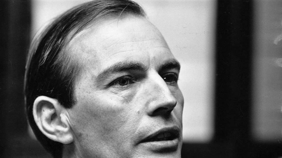 98972856gettyimages3317465-5946440324730aba23b0ef450278b663.jpg
