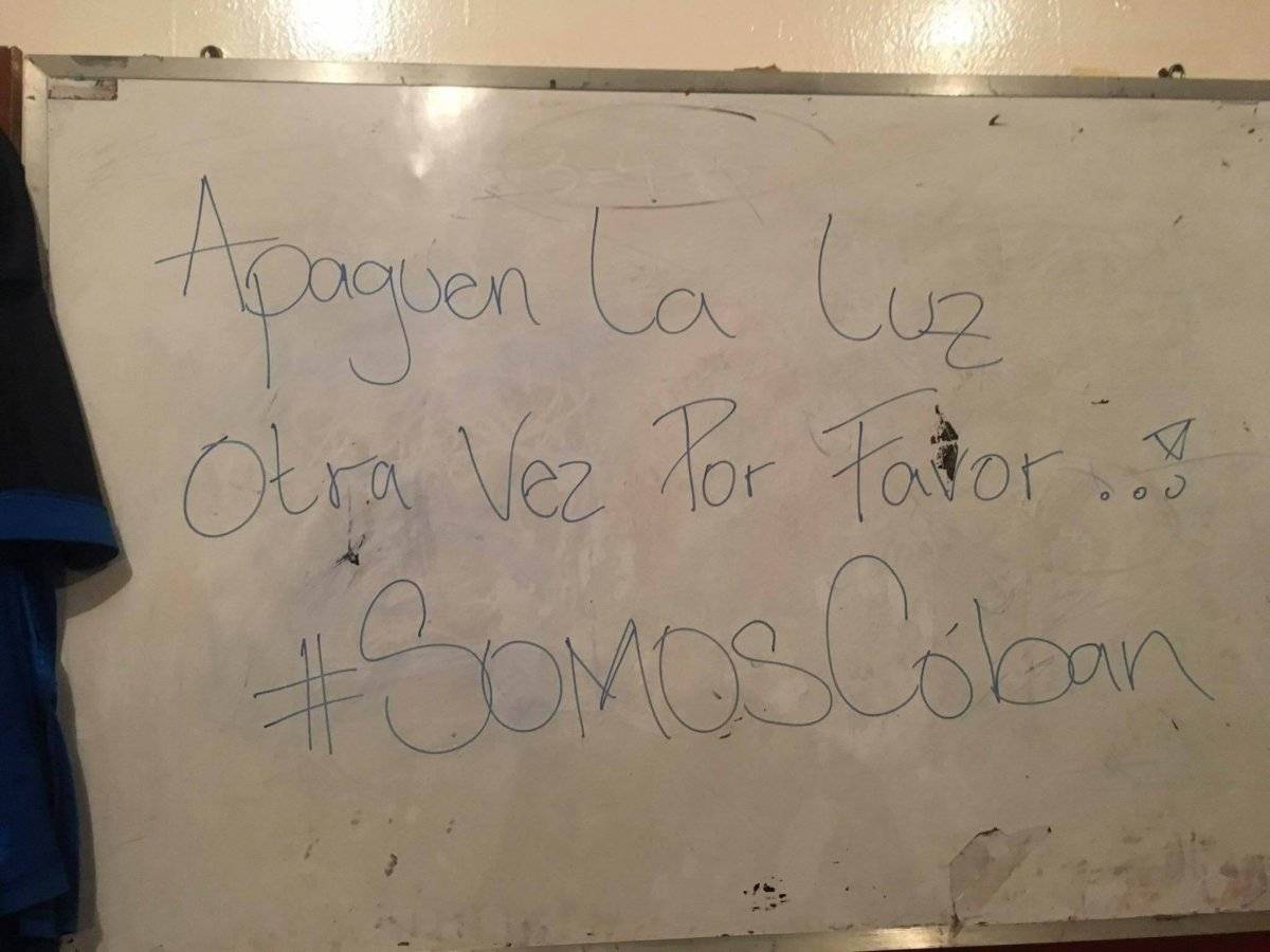 Letrero en camerino del Mario Camposeco
