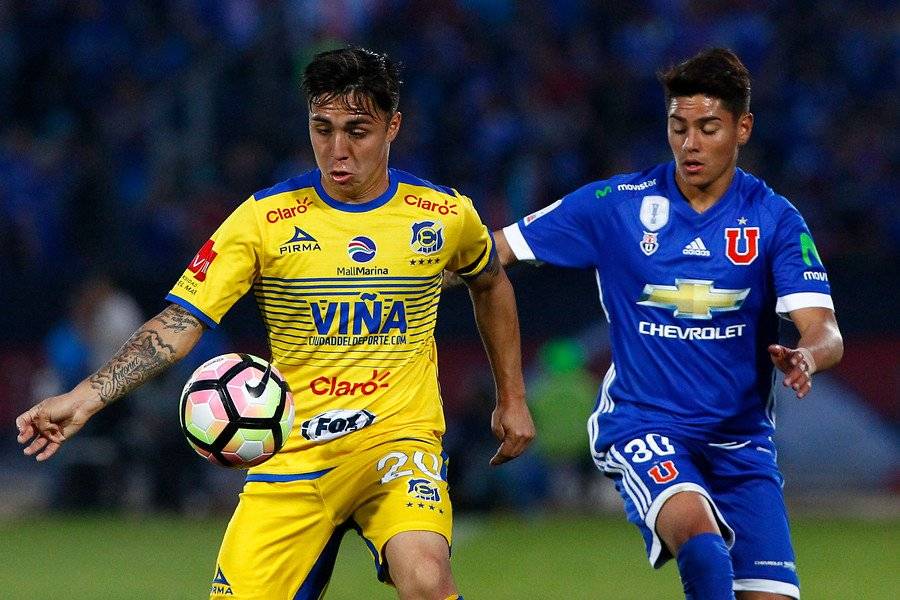 Jaime Carreño, de buen desempeño en Everton, culmina su préstamo en Viña del Mar al término del Transición / Foto: Agencia UNO