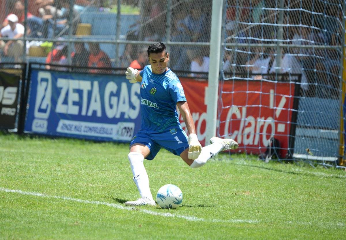 Luis Tatuaca es las bajas más inesperadas del equipo pecho amarillo.