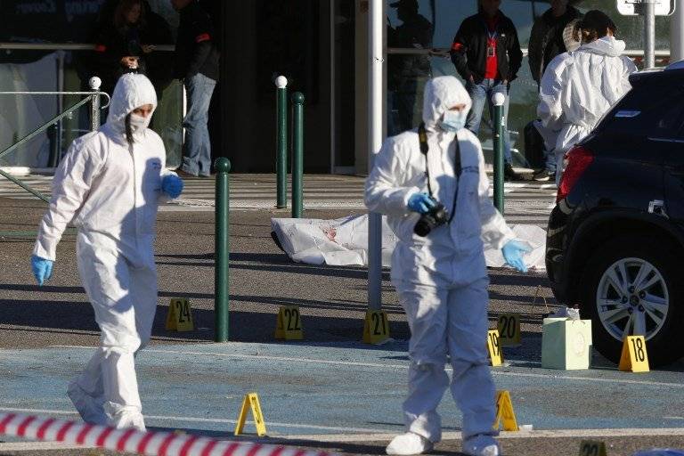 Tiroteo en aeropuerto de Córcega