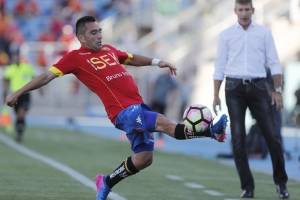 Fernando Meneses espera ser titular ante Everton / Photosport