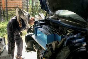 Los automóviles utilizan baterías de litio.
