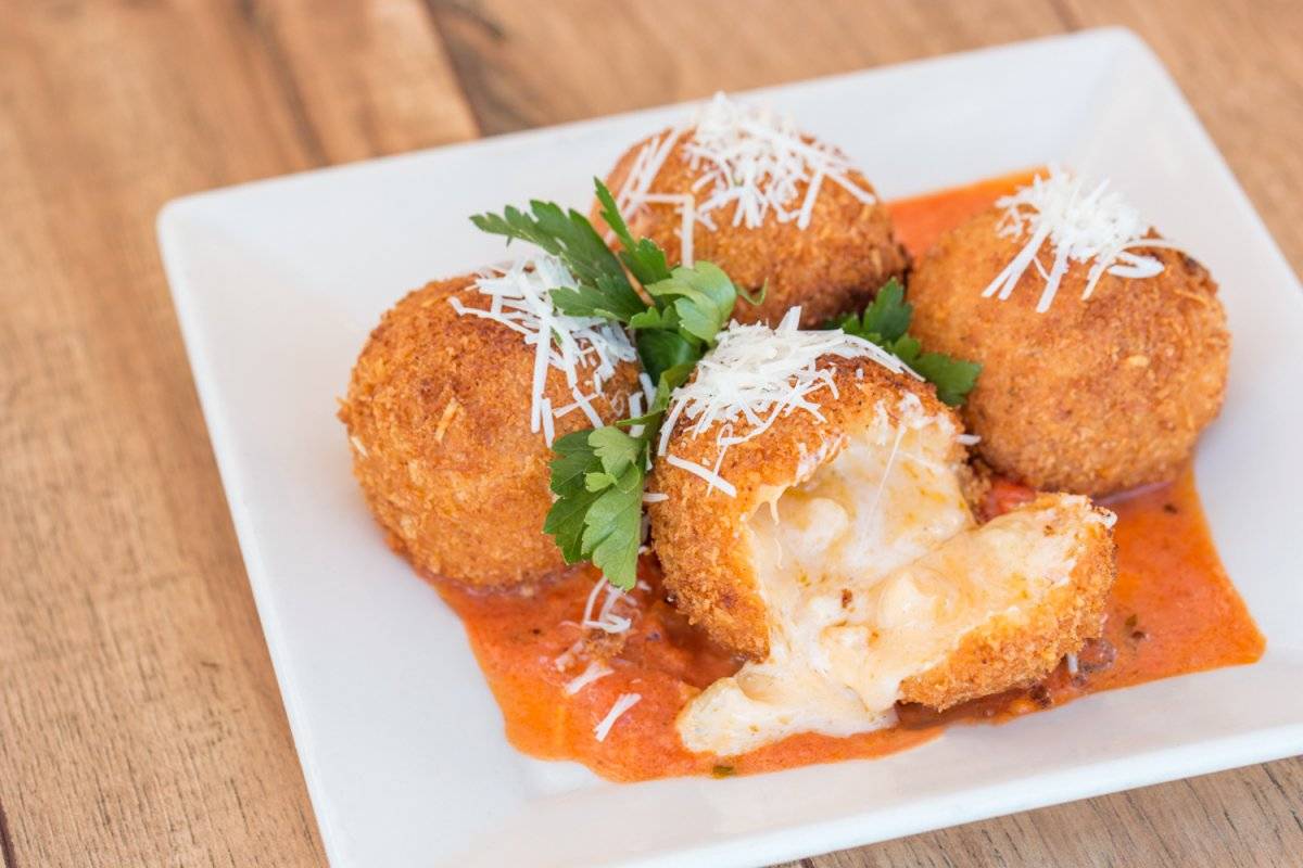 Fried macaroni and cheese
