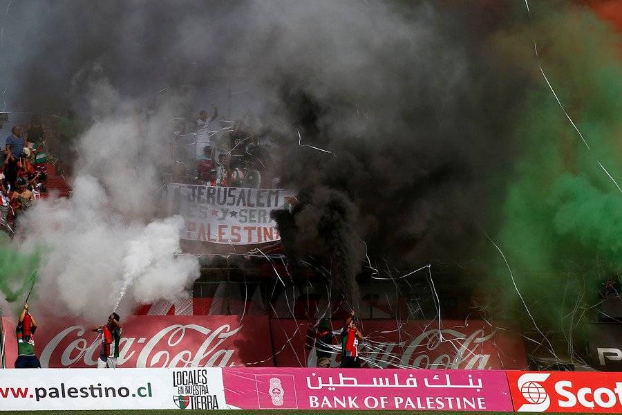 "Jerusalem es y será Palestina ", el lienzo de los hinchas / imagen: Photosport
