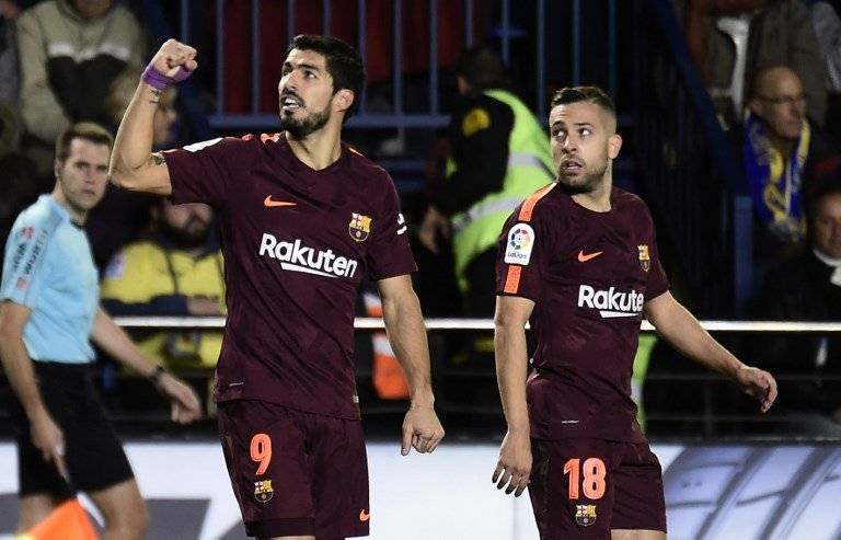 Luis Suárez celebra un gol ante el Villarreal